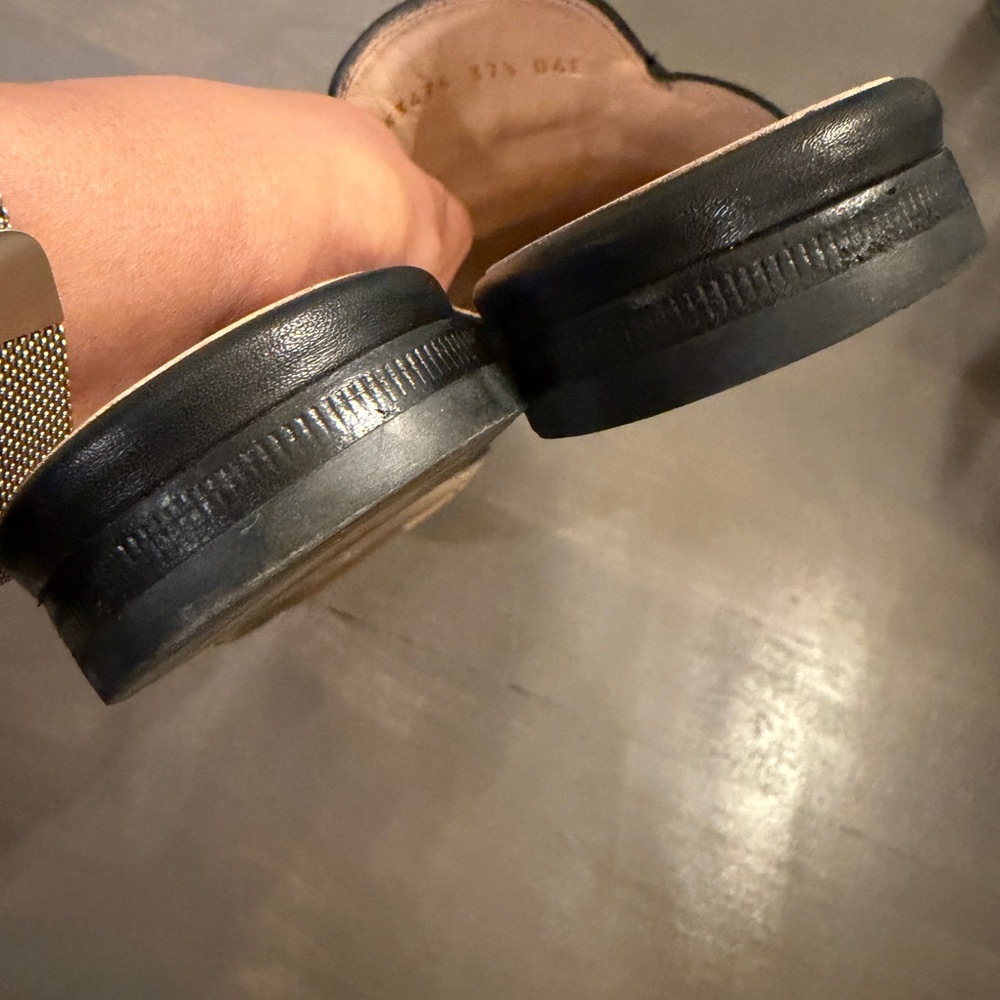 Gucci Women's Black Embroidered Mules - Picture 7 of 15